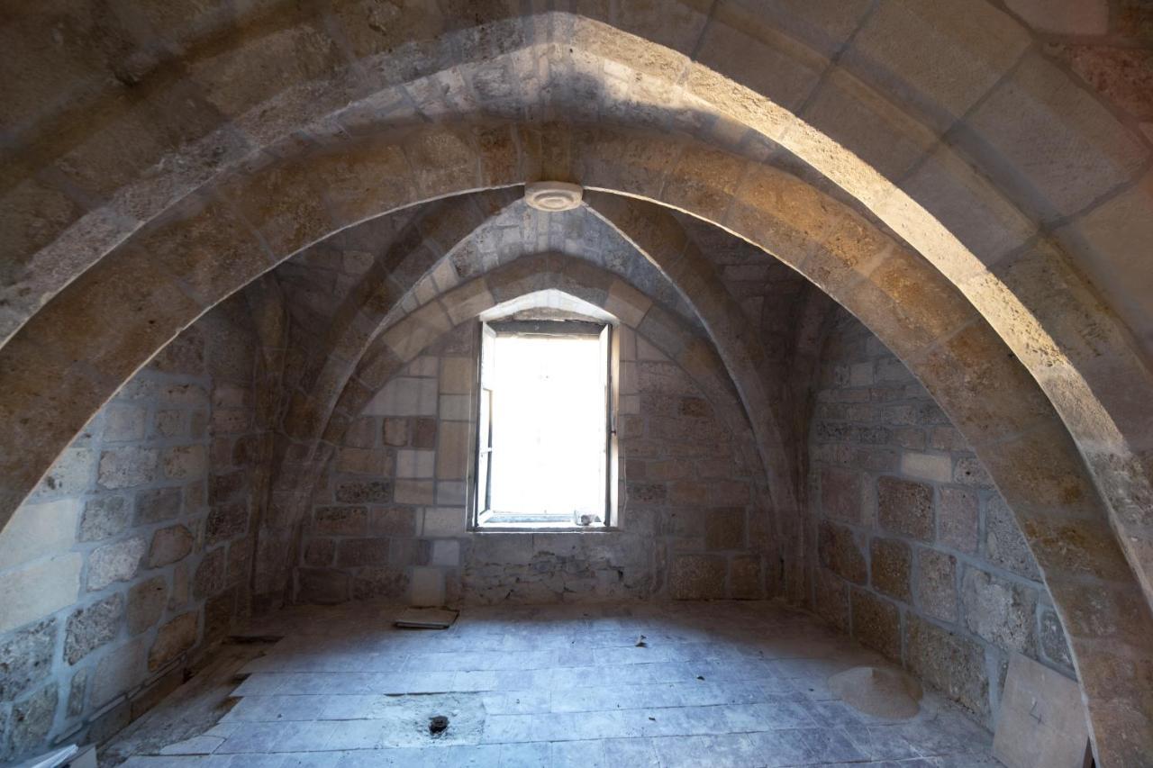 Chambre Orientale Cherazade Maison De L'Eglise Narbonne Exterior foto